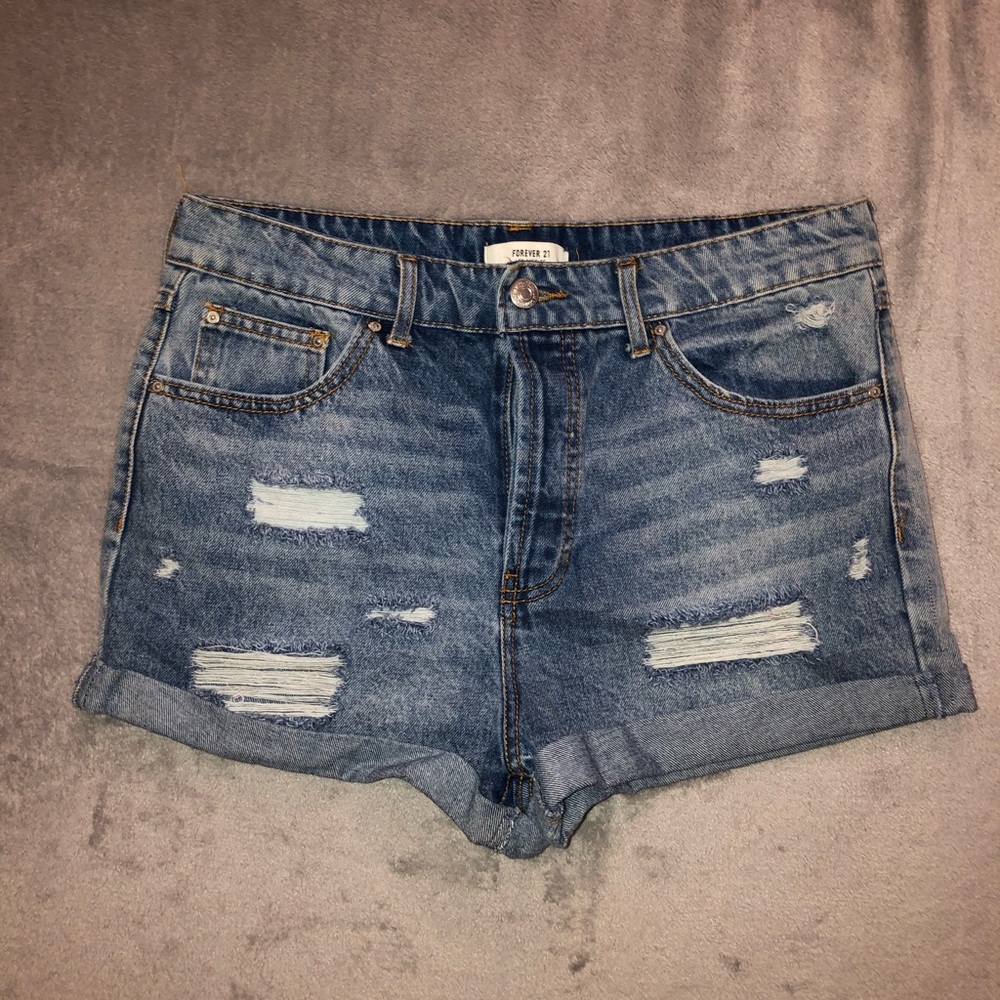 Forever 21 distressed denim shorts!